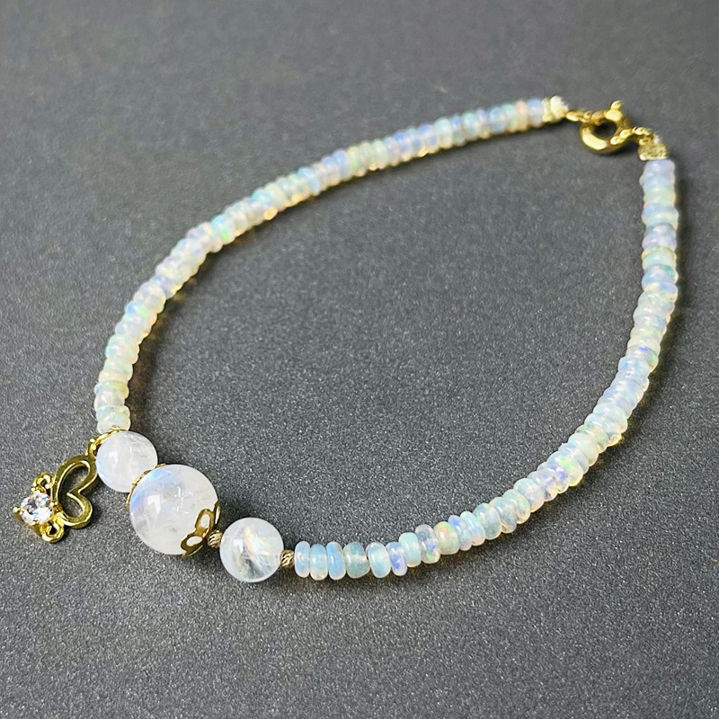 Lắc tay đá Opal + moonstone + charm vàng 10k